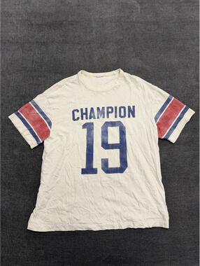 Champion Men's Vintage Style Graphic T-Shirt Size Small